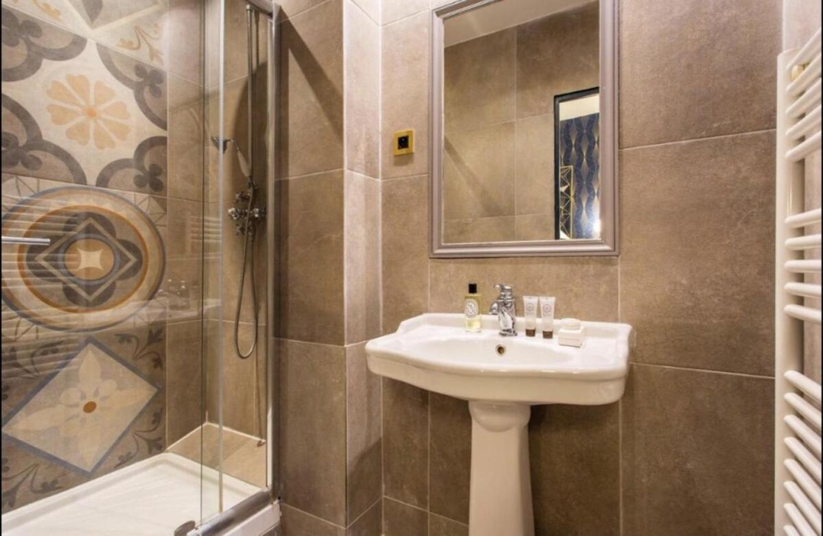 Charming 2br # Grands Boulevards * Parijs