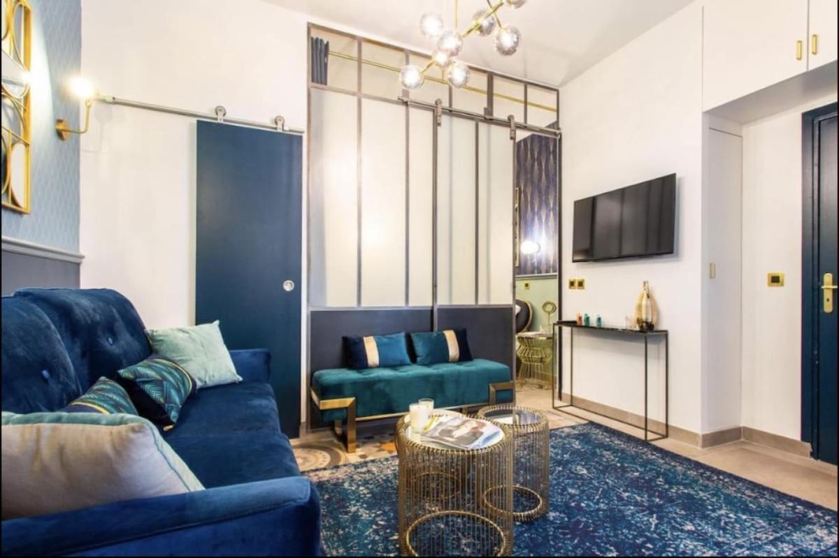 Charming 2br # Grands Boulevards Parijs